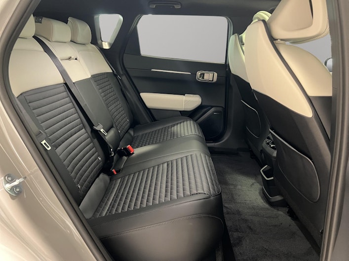 Vehicle image KIA EV4