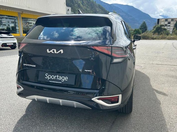 Vehicle image 8 Vehicle image 8