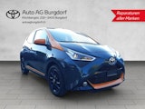 First vehicle image