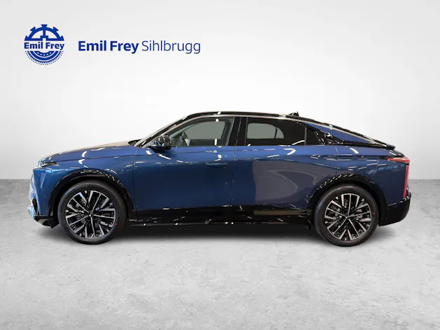 DS Automobiles No8 E-Tense Jules Verne
