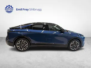 DS Automobiles No8 E-Tense Jules Verne