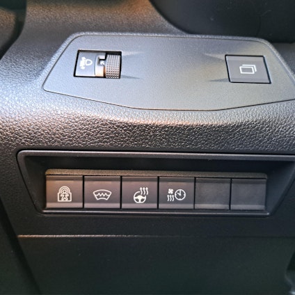 Vehicle image 10 Vehicle image 10