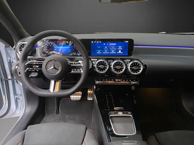 Mercedes-Benz A 250 e EQ Star 8G-DCT