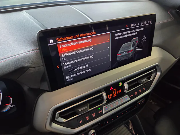BMW X4 M40i 48V Facelift