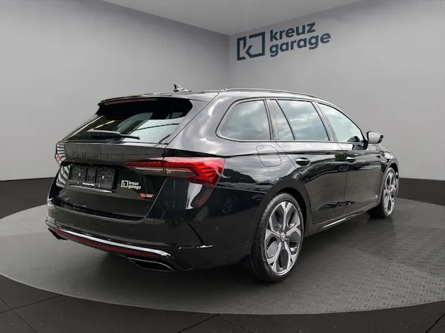 Škoda Octavia Combi 2.0 TSI DSG RS
