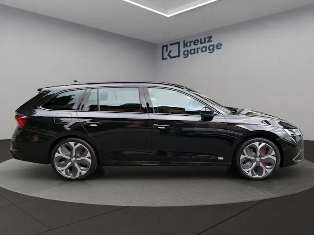 Škoda Octavia Combi 2.0 TSI DSG RS