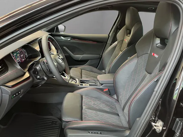 Škoda Octavia Combi 2.0 TSI DSG RS