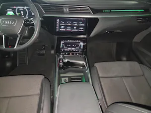 Audi e-tron 55 S Line Black Edition quattro