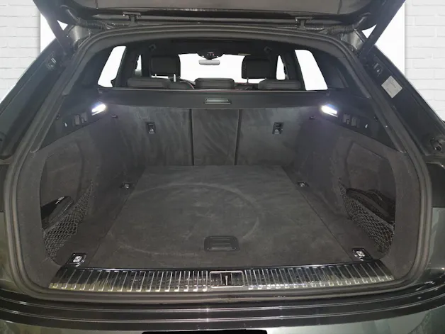 Audi e-tron 55 S Line Black Edition quattro