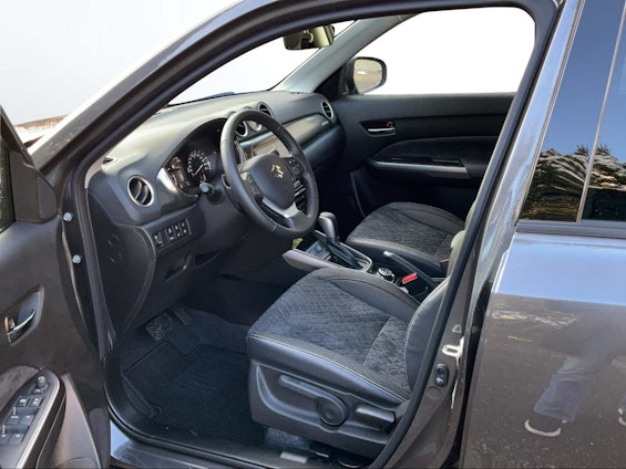 Vehicle image 2 Vehicle image 2