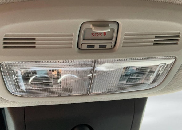 Vehicle image 17 Vehicle image 17