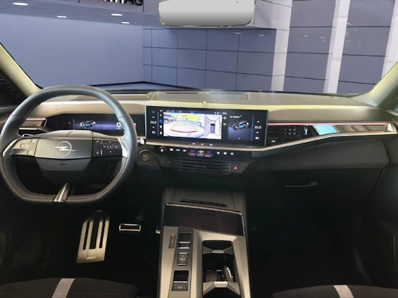 Vehicle image 4 Vehicle image 4