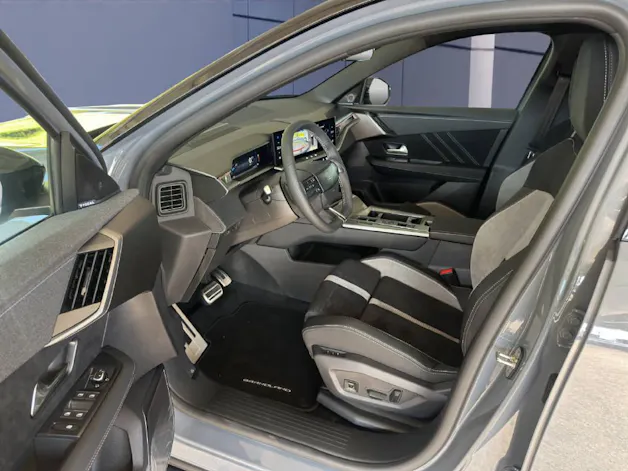Opel Grandland-e Ultimate 4WD