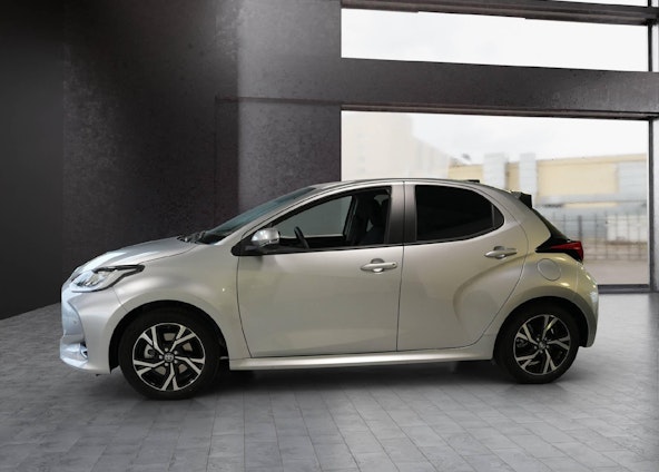 Vehicle image 2 Vehicle image 2