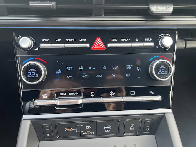 Hyundai Santa Fe 1.6 T-GDi PHEV Calligraphy
