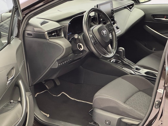 Vehicle image 6 Vehicle image 6