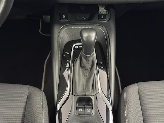 Vehicle image 14 Vehicle image 14