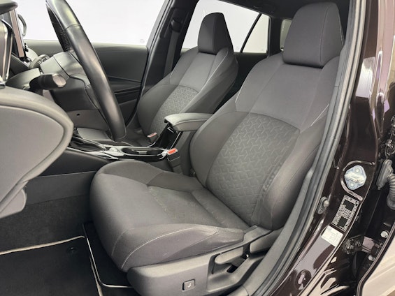 Vehicle image 8 Vehicle image 8