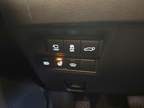 image du véhicule TOYOTA Yaris Cross 1.5 VVT-i HSD Premium AWD-i