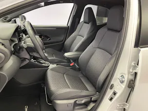 Toyota Yaris 1.5 VVT-i HSD Premium