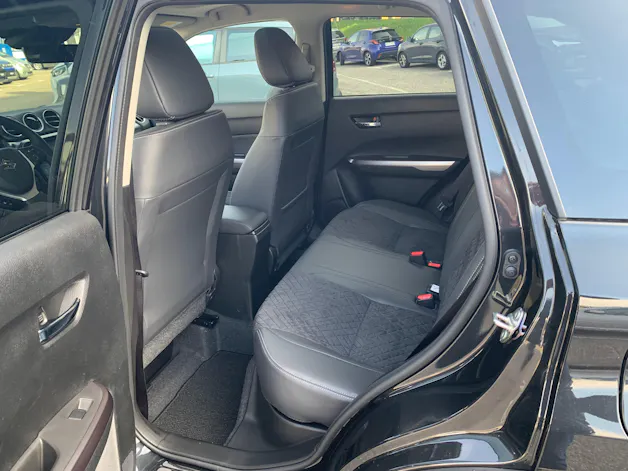 Suzuki Vitara 1.4 T Compact Top Hybrid 4x4