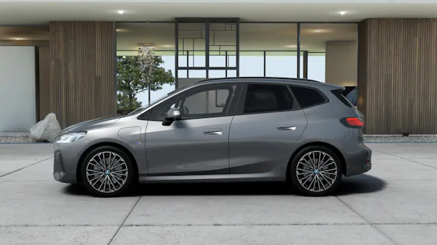 BMW 230e xDrive paddles Active Tourer