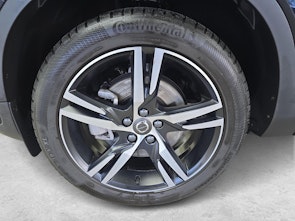 Vehicle image VOLVO XC40 2.0 B3 MH Plus Dark / Jetzt mit attraktivem 1.9% Leasing!