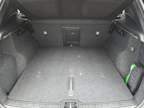 Vehicle image VOLVO XC40 2.0 B3 MH Plus Dark / Jetzt mit attraktivem 1.9% Leasing!