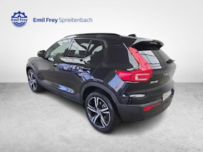 Vehicle image VOLVO XC40 2.0 B3 MH Plus Dark / Jetzt mit attraktivem 1.9% Leasing!