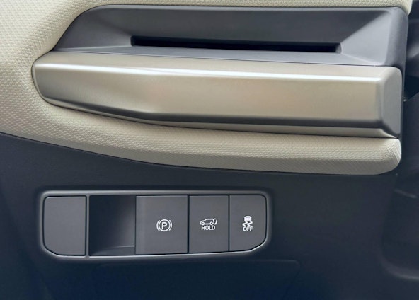 Vehicle image 9 Vehicle image 9