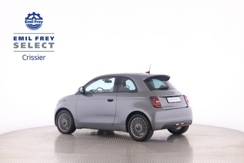 Vehicle image FIAT 500