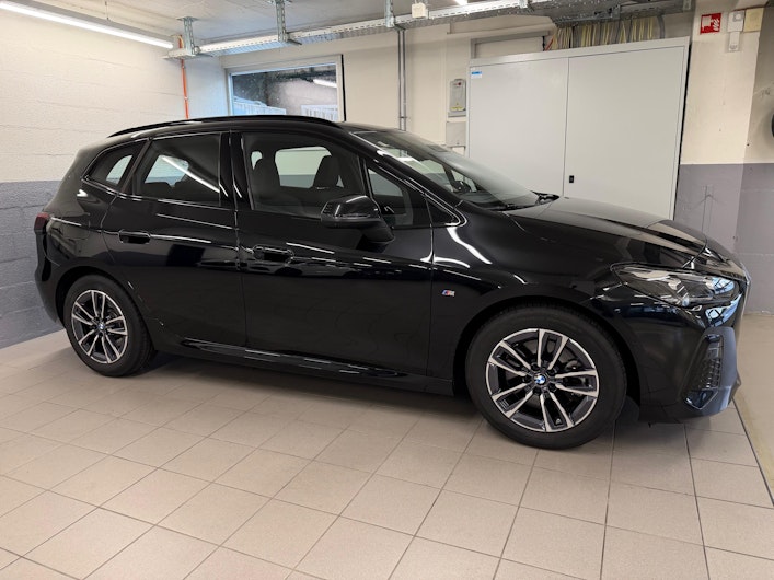 Vehicle image BMW 2 SERIES