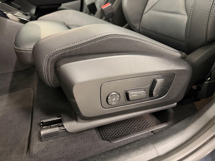 Vehicle image BMW 2 SERIES