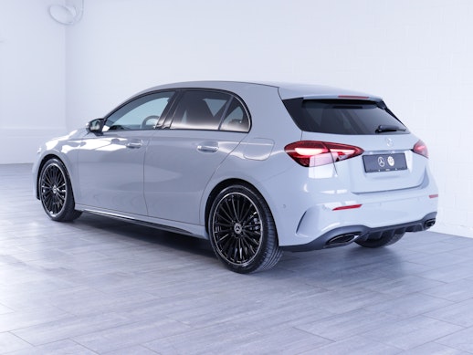 MERCEDES-BENZ A 180 Night Star AMG Line 3