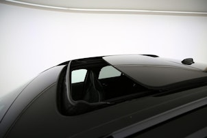 Vehicle image VOLVO XC40 P8 Twin Pro AWD