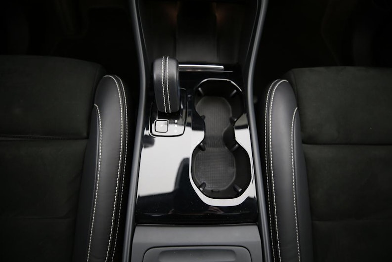 Vehicle image VOLVO XC40