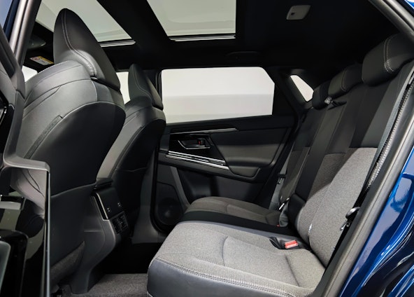 Vehicle image 9 Vehicle image 9