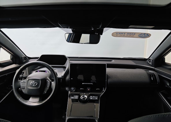 Vehicle image 6 Vehicle image 6