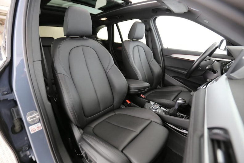 Vehicle image BMW X1