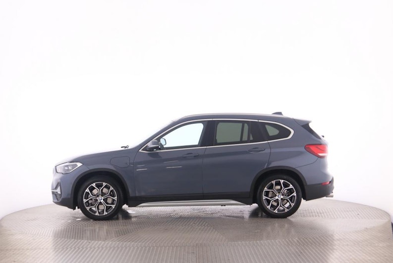 Vehicle image BMW X1