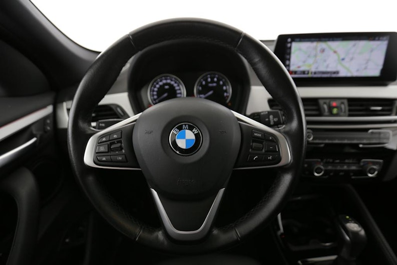 Vehicle image BMW X1