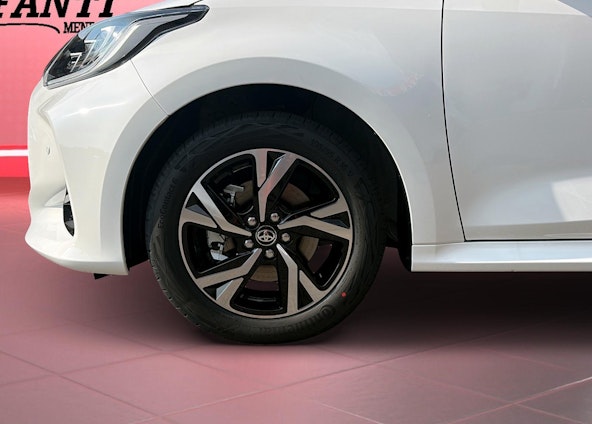 Vehicle image 2 Vehicle image 2