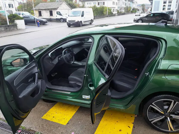 Peugeot 308 1.6 PHEV 225 GT