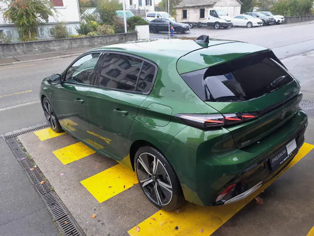Peugeot 308 1.6 PHEV 225 GT