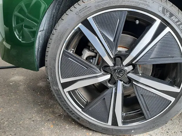 Peugeot 308 1.6 PHEV 225 GT