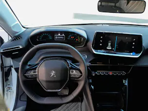 Peugeot 208 e-Active Pack