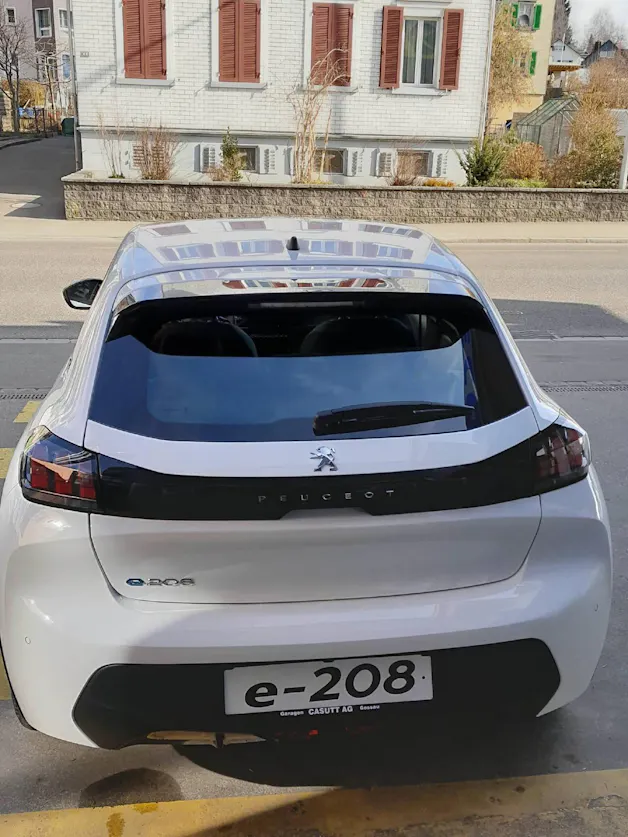 Peugeot 208 e-Active Pack