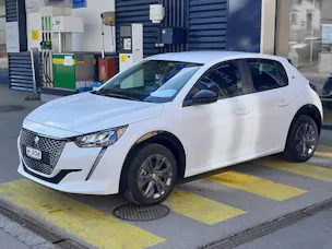 Peugeot 208 e-Active Pack