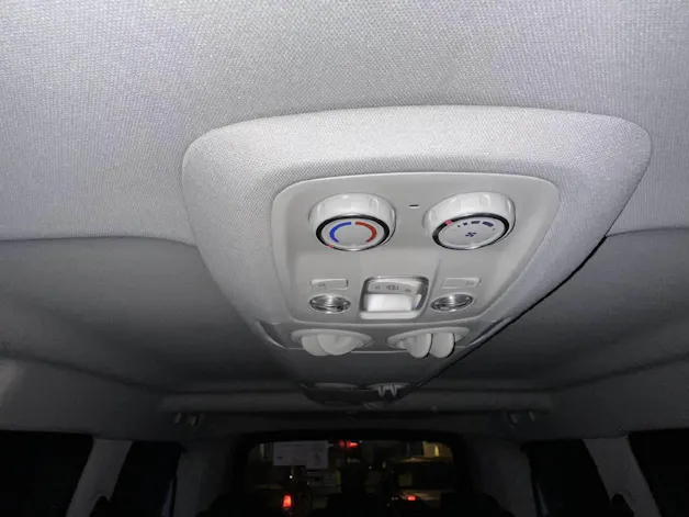 Peugeot Traveller 2.0 BlueHDi 180 Business S/S