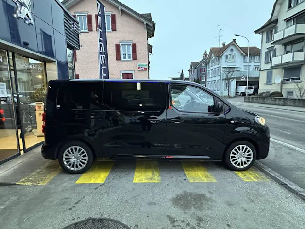 Peugeot Traveller 2.0 BlueHDi 180 Business S/S